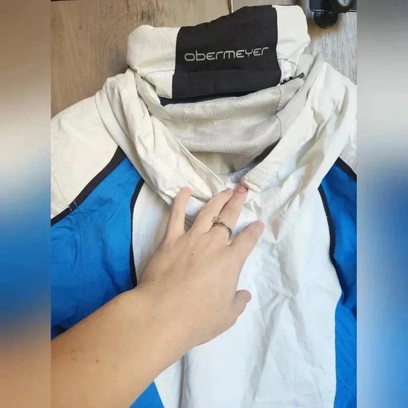 Obermeyer Size 4 Blue, White & Black Polyester Zip Up Hooded Snow Jacket - Picture 10 of 14